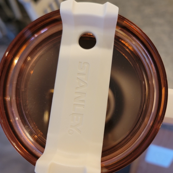 Stanley Quencher 40 oz Stanley x Magnolia cream and copper Rare NIB - Picture 13 of 16